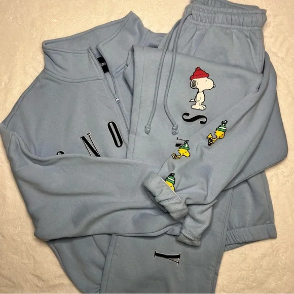 SNOOPY Light Blue Sweatshirt Outfit Set Size Medium - Picture 11 of 16